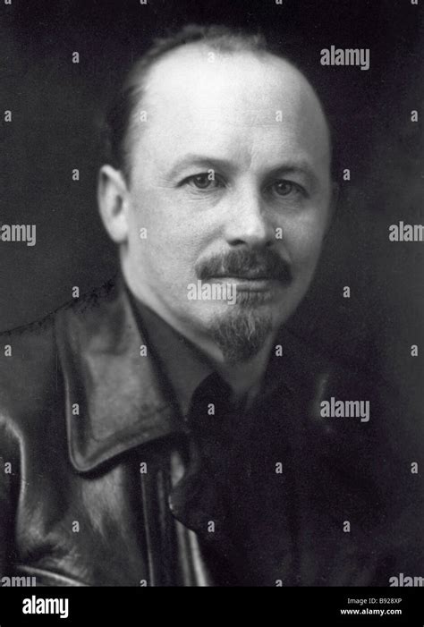 Nikolai Bukharin .